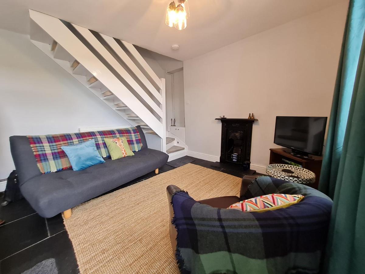 Picturesque 2 Bedroom Miners Cottage Near Bike Park Wales & Brecon Beacons 梅瑟蒂德菲尔 外观 照片